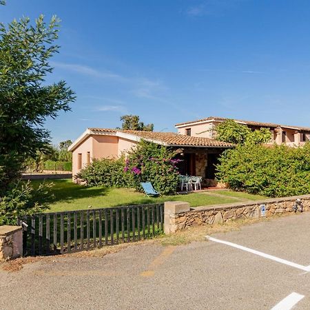 Appartamento Trilocale Le Canne 6 Posti Letto Con Giardino San Teodoro  Bagian luar foto