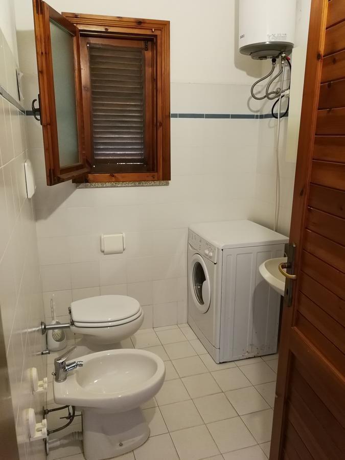 Appartamento Trilocale Le Canne 6 Posti Letto Con Giardino San Teodoro  Bagian luar foto